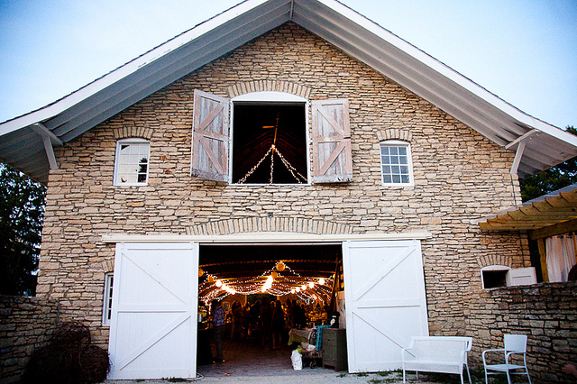 mayowood stone barn rochester mn | MN Wedding